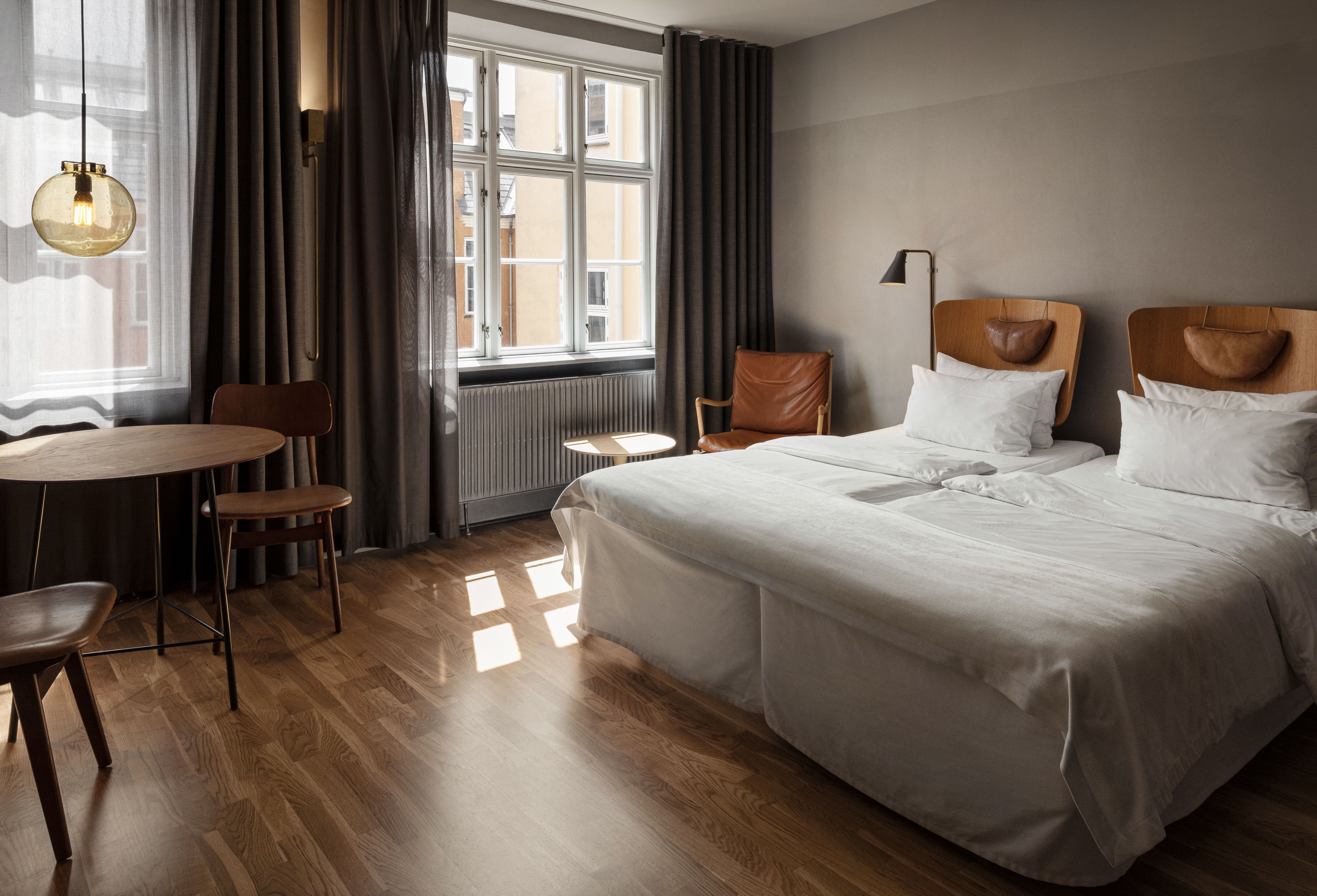 Hotel SP34 18/63