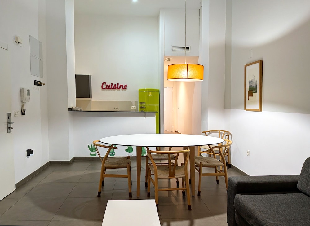 Flats Friends Soho Suites 52/64