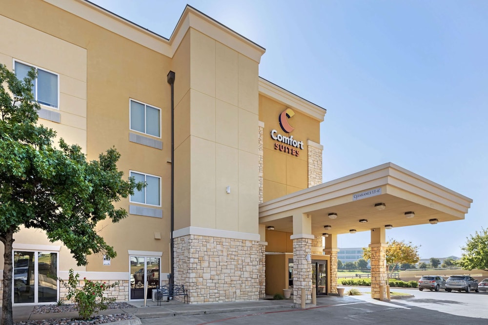 Comfort Suites West Dallas Cockrell Hill 33/35