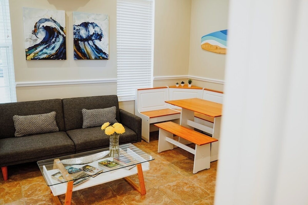 Shangri-La Bed & Breakfast 28/50