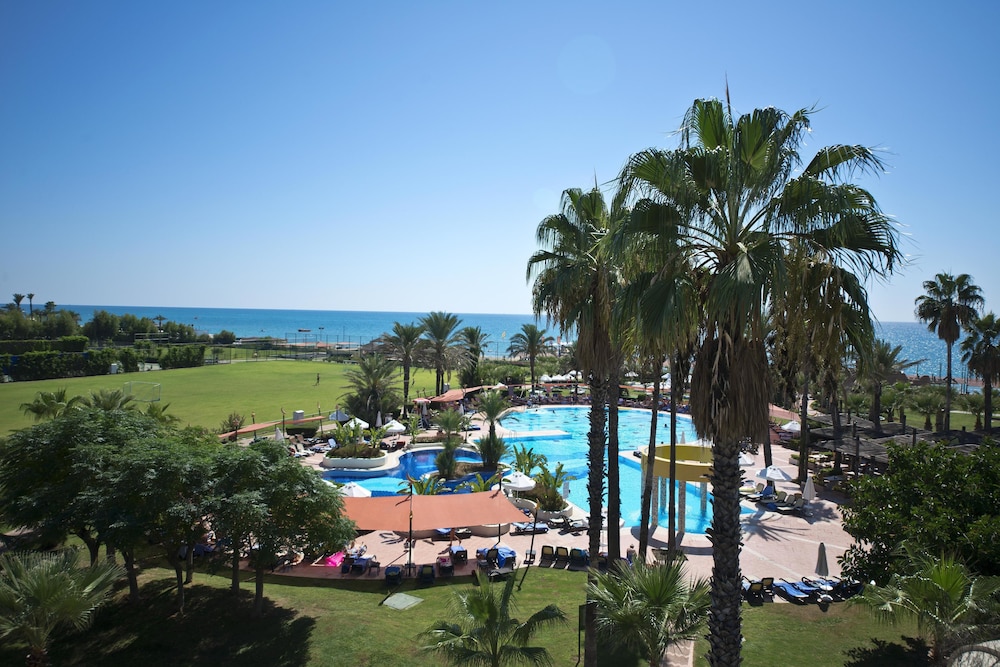 Limak Arcadia Sport Resort in SERIK