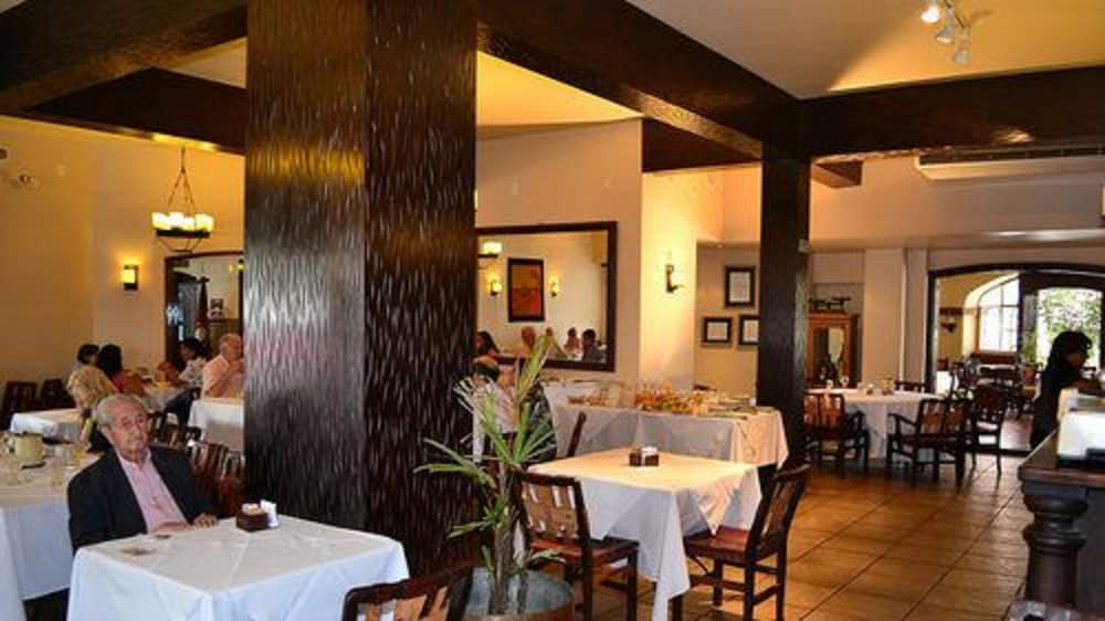Salta Hotel 34/50
