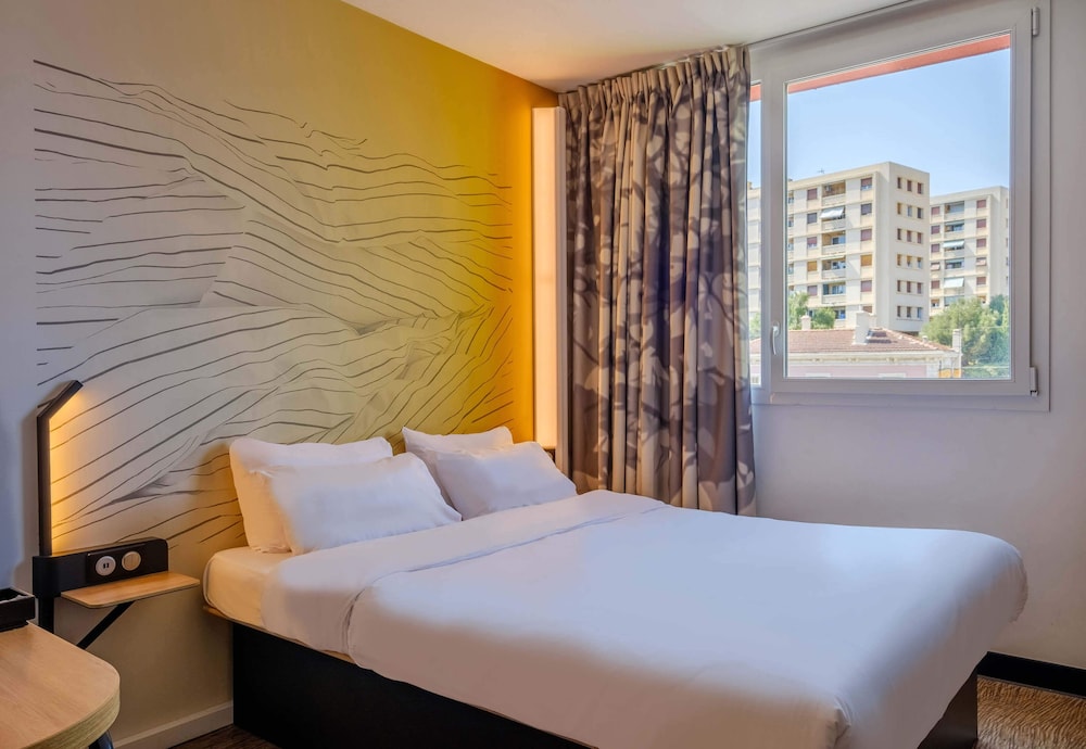 ROOM, DOUBLE BED, ACCESSIBLE