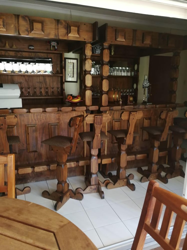 Hoyohoyo Chartwell Lodge 19/33