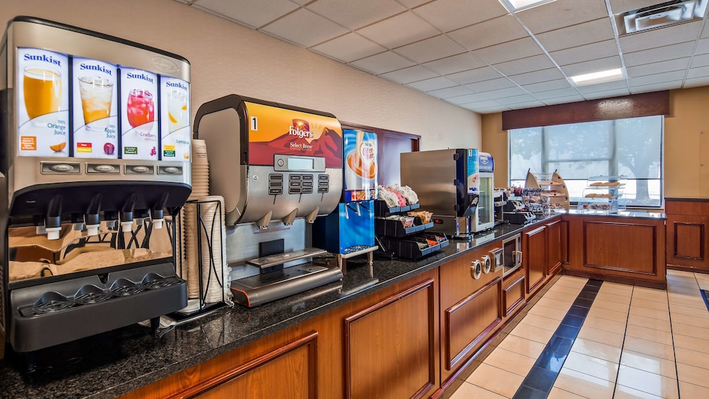 Best Western Potomac Mills 31/35