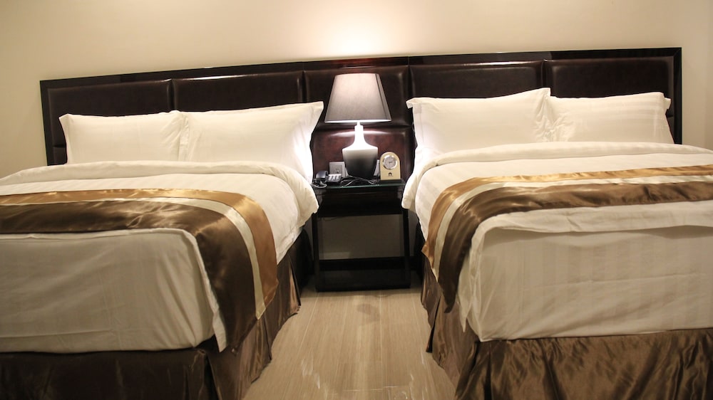 Savannah Resort Hotel 30/60