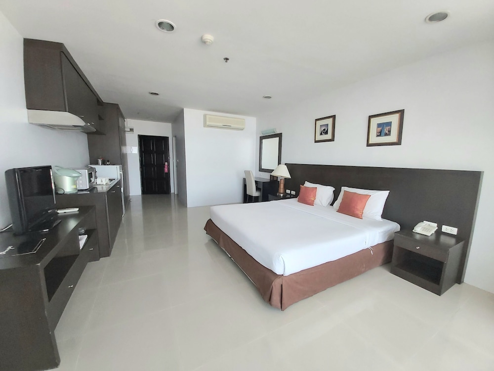 AMPO RESIDENCE 22/43