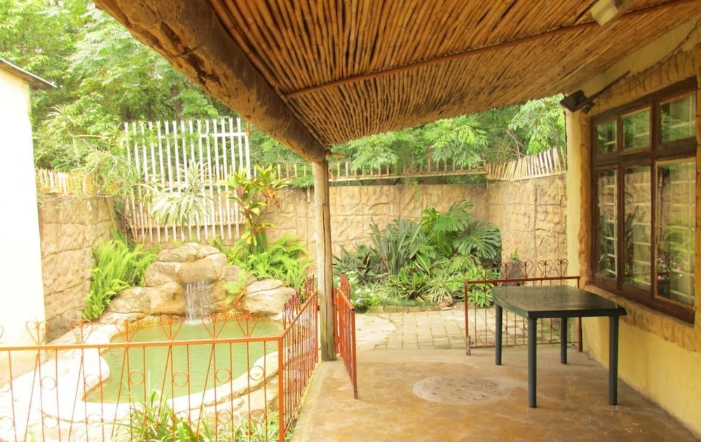 Hazyview Country Cottages 43/49