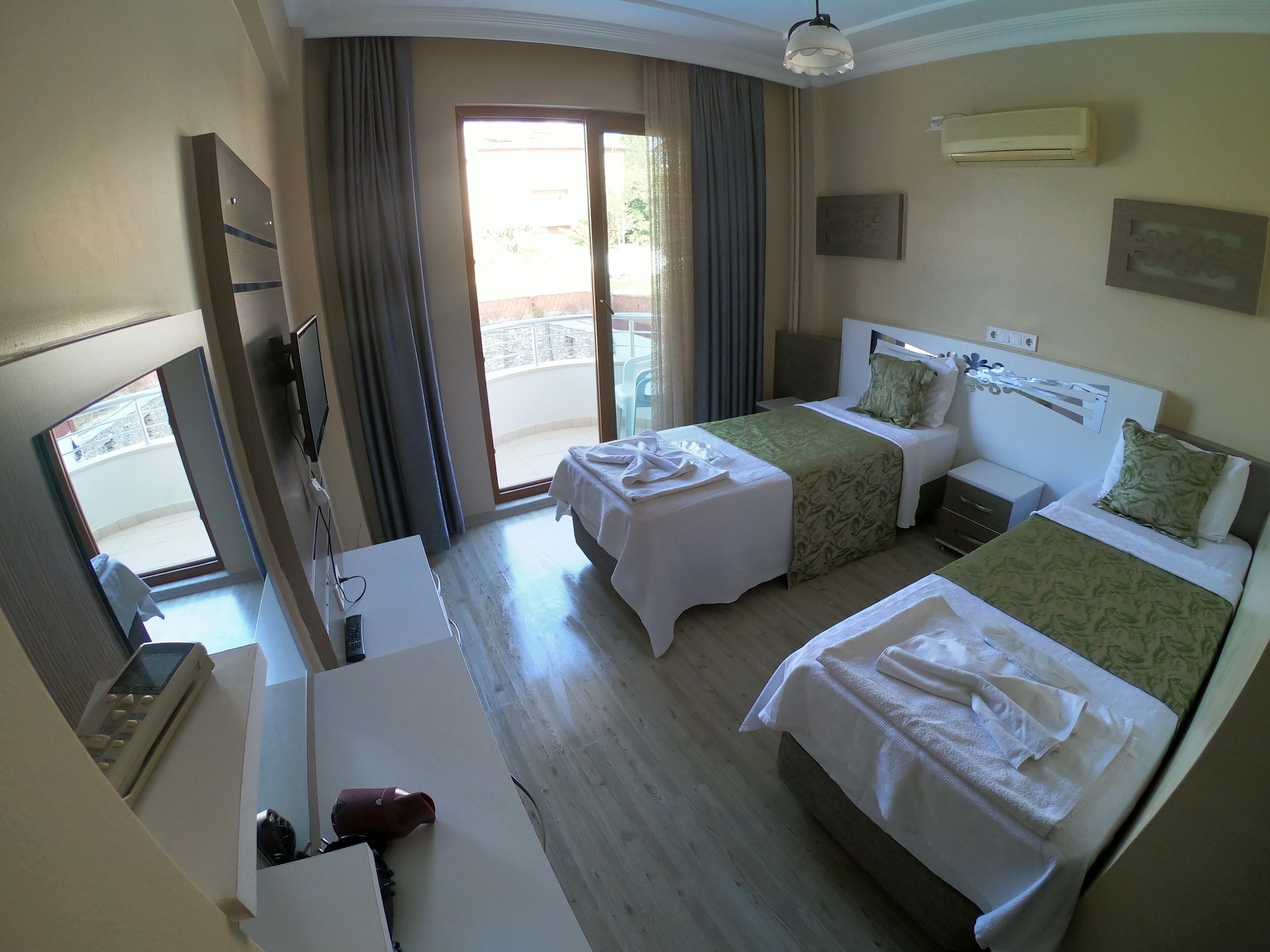 STANDARD, TWIN BEDS