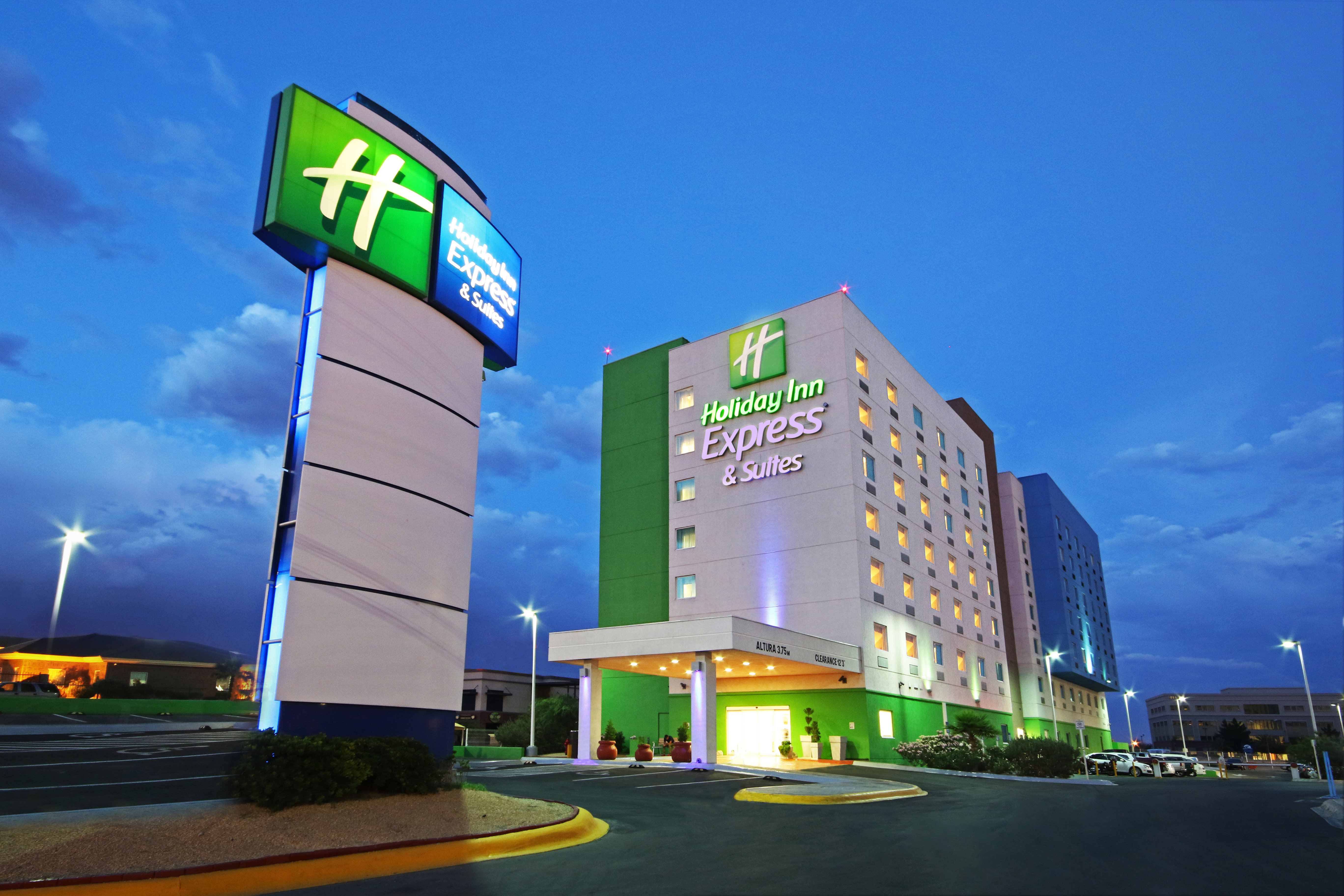 Holiday Inn Express Hotel & Suites Cd. Juarez - Las Misiones 4/76