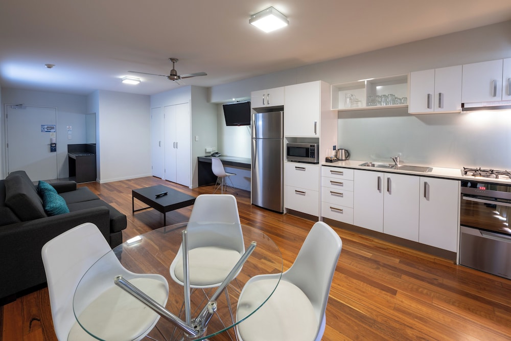 Essence Apartments Chermside 41/72