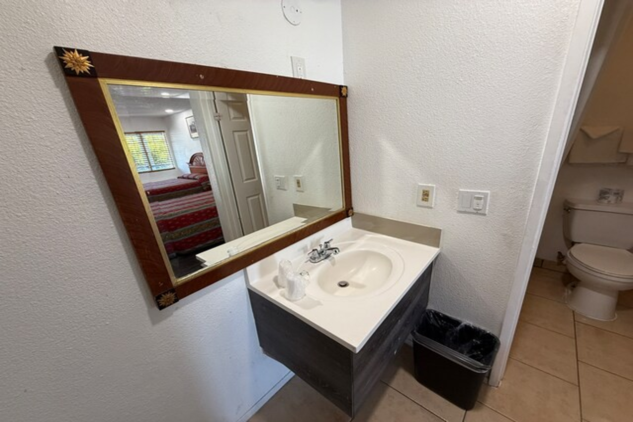 Kings Suites Kingsland GA 19/19