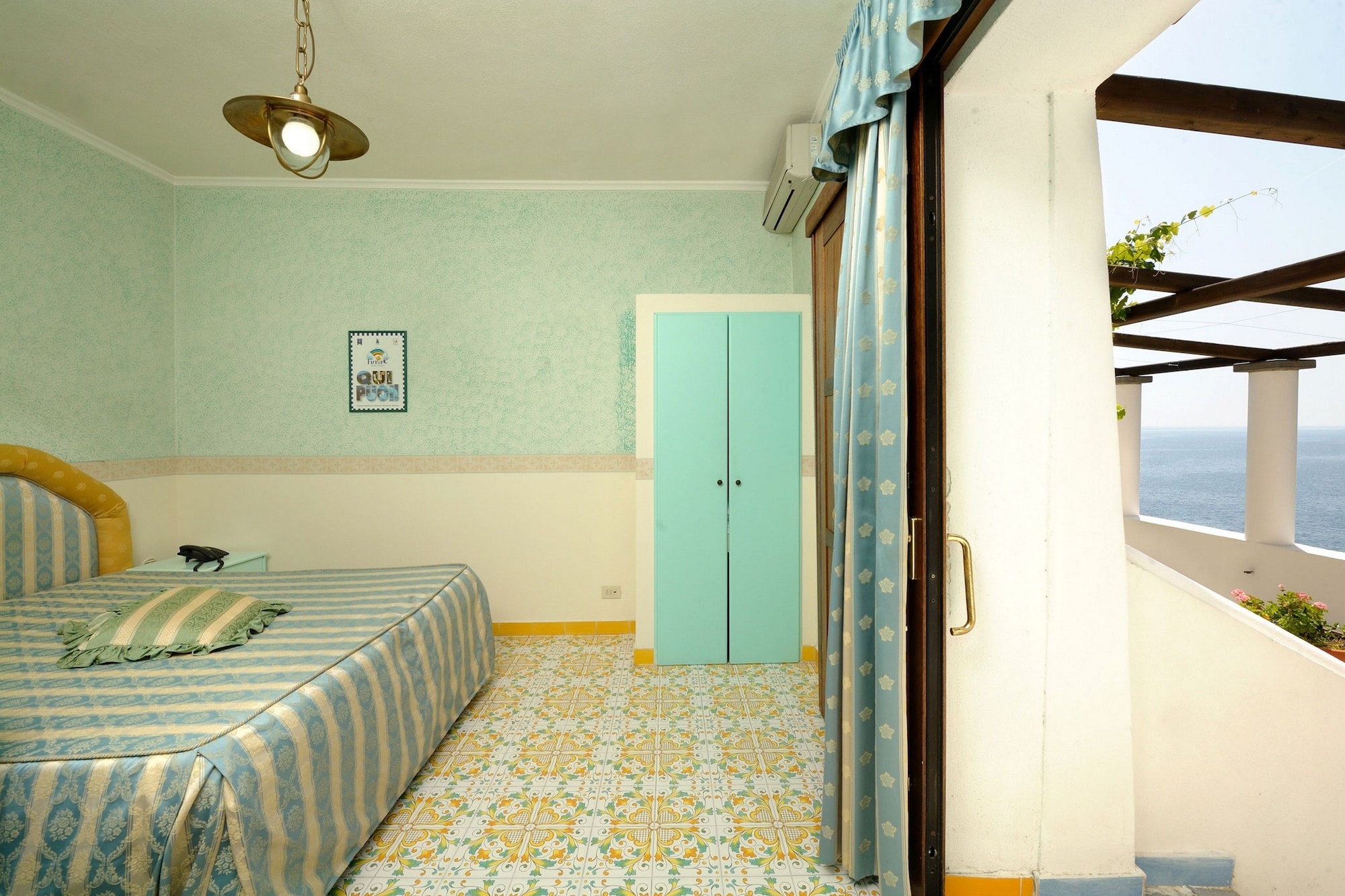STANDARD, DOUBLE BED