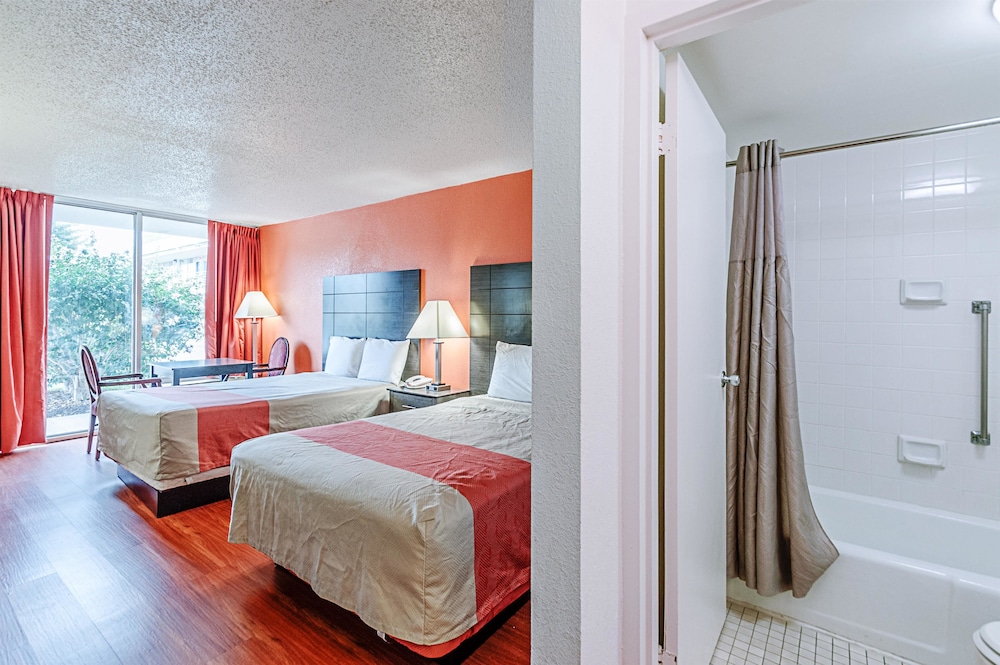 غرفة ديلوكس بسريرين مزدوجين، Motel6 Dumfries, VA 4/5
