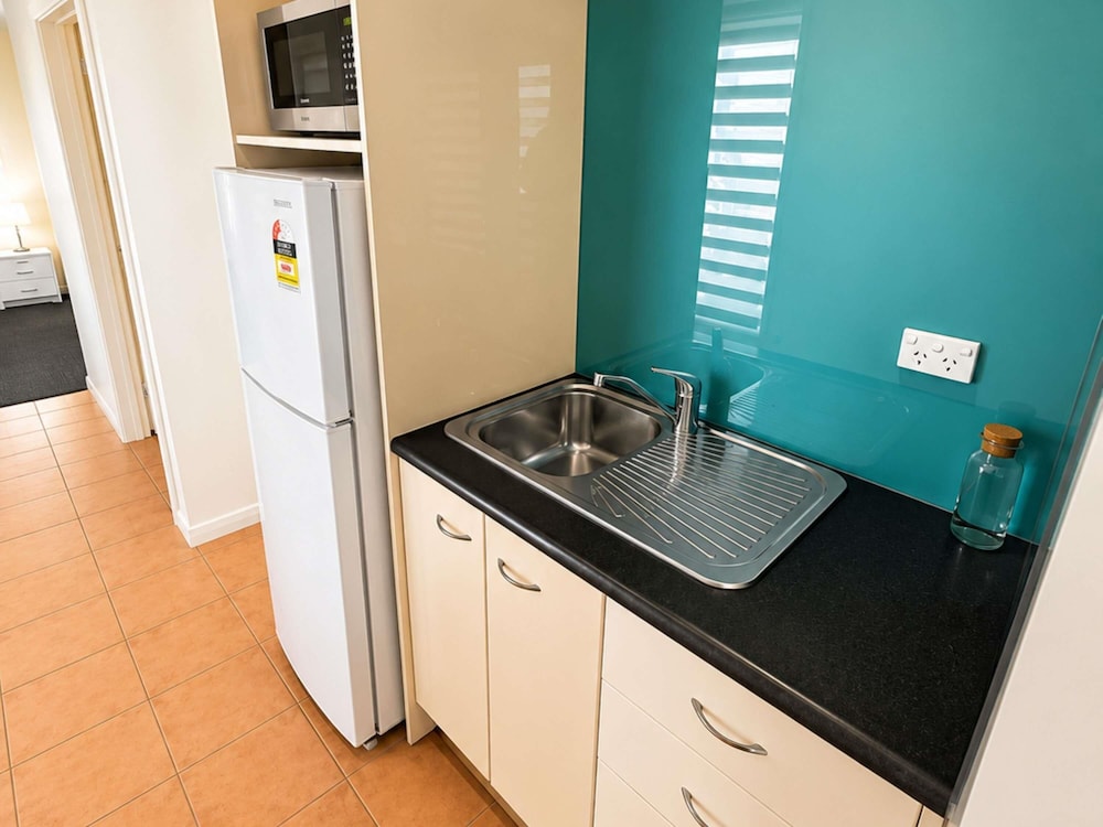 IBIS STYLES BROKEN HILL 12/48