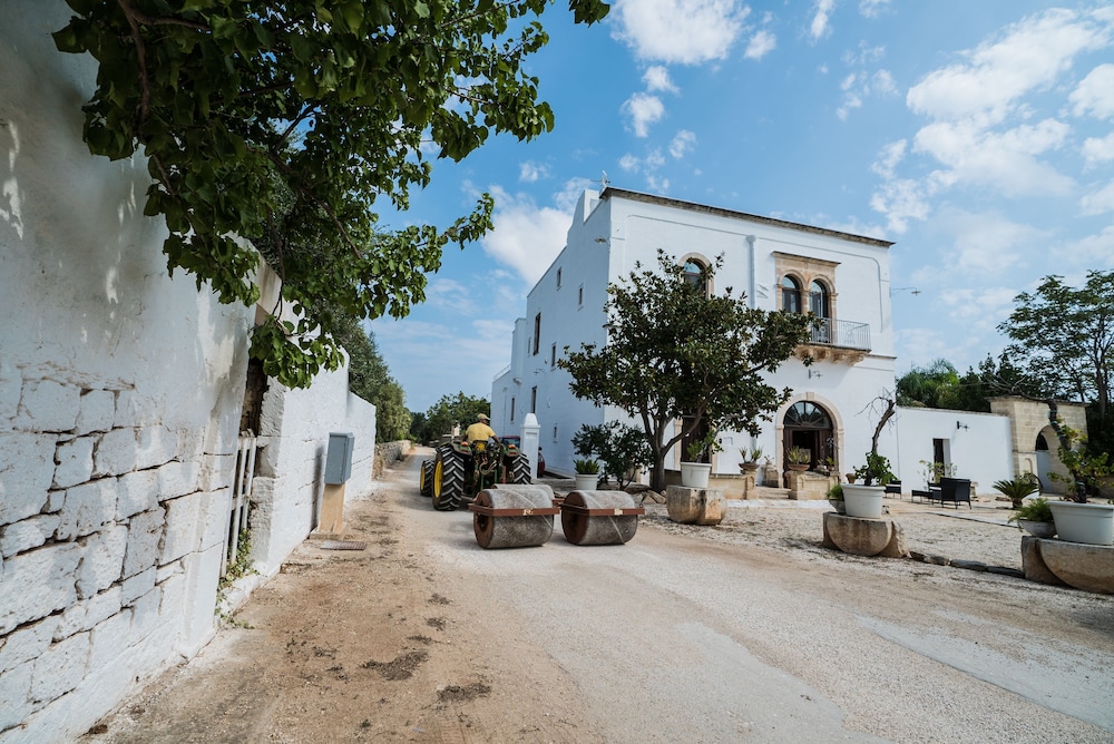 Masseria Borgo Santuri 45/62