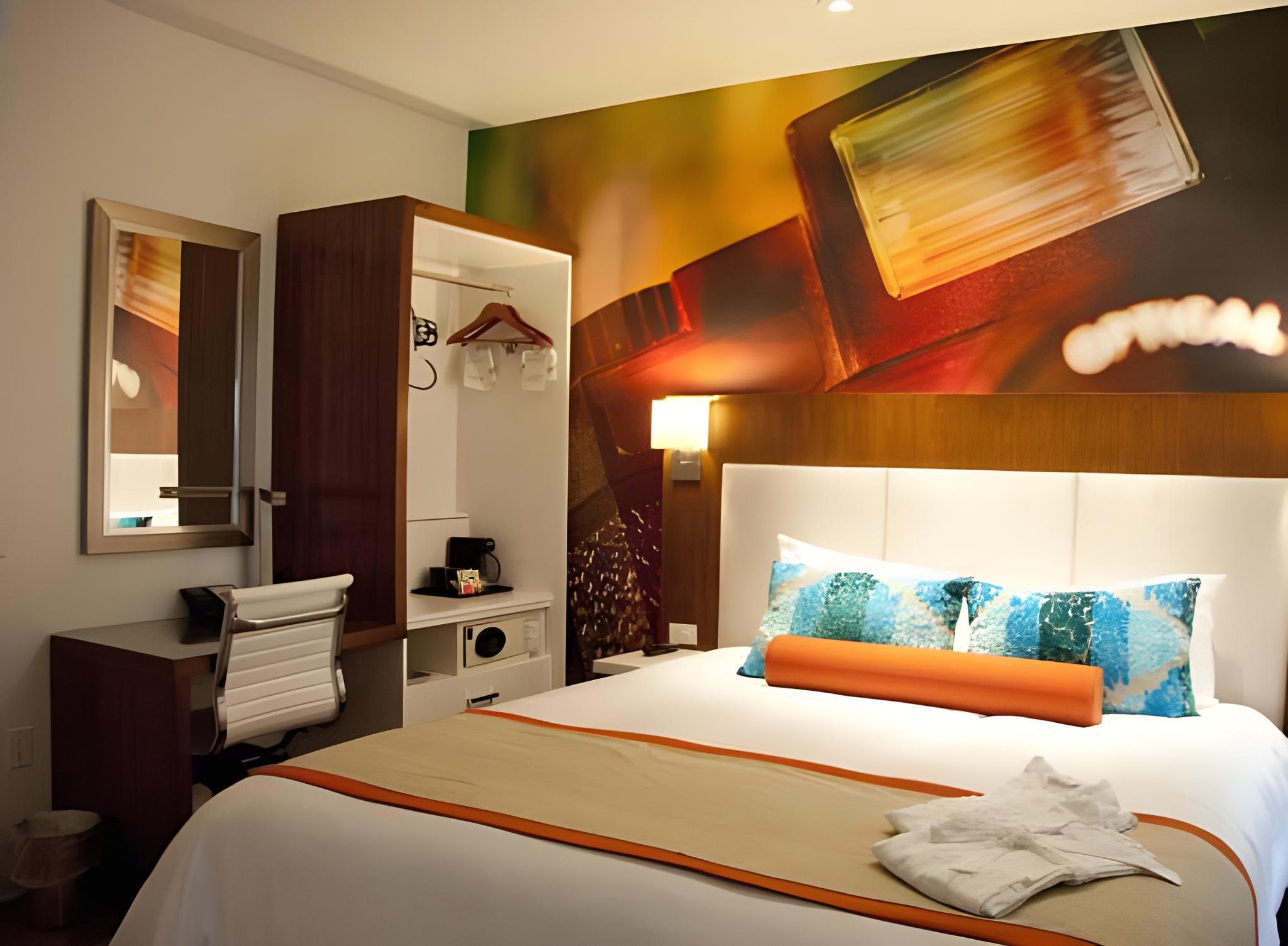 Room, Double Bed, Private Bathroom
