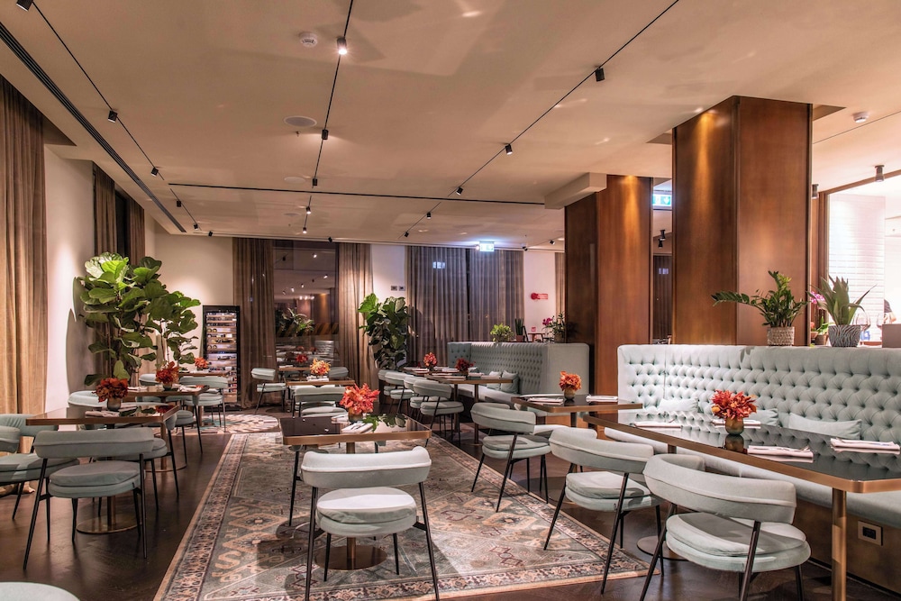 Radisson Collection Hotel, Roma Antica 39/50