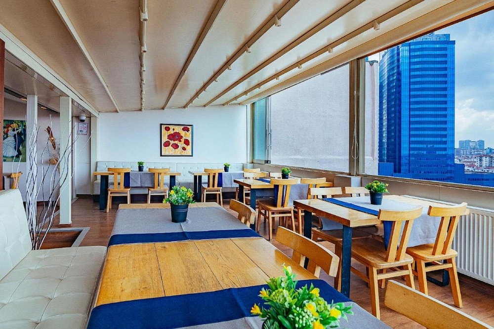 Comfort Beige Hotel 26/50