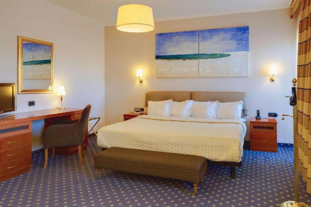 Executive, Double Bed