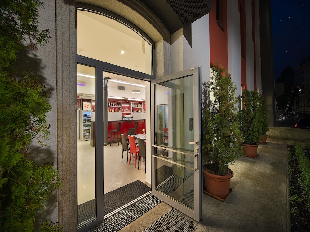 EA Business Hotel Jihlava 46/51