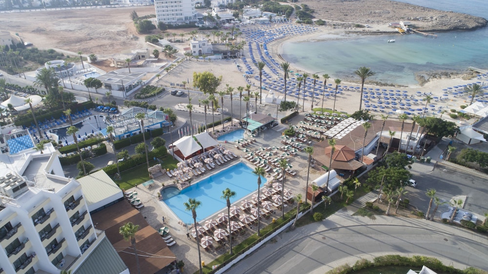 Pavlo Napa Beach Hotel 59/62