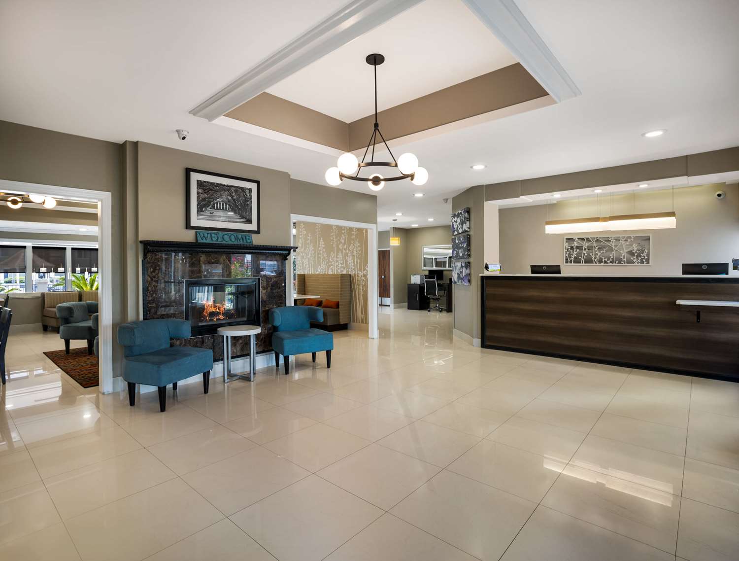 MainStay Suites Savannah Midtown 10/40