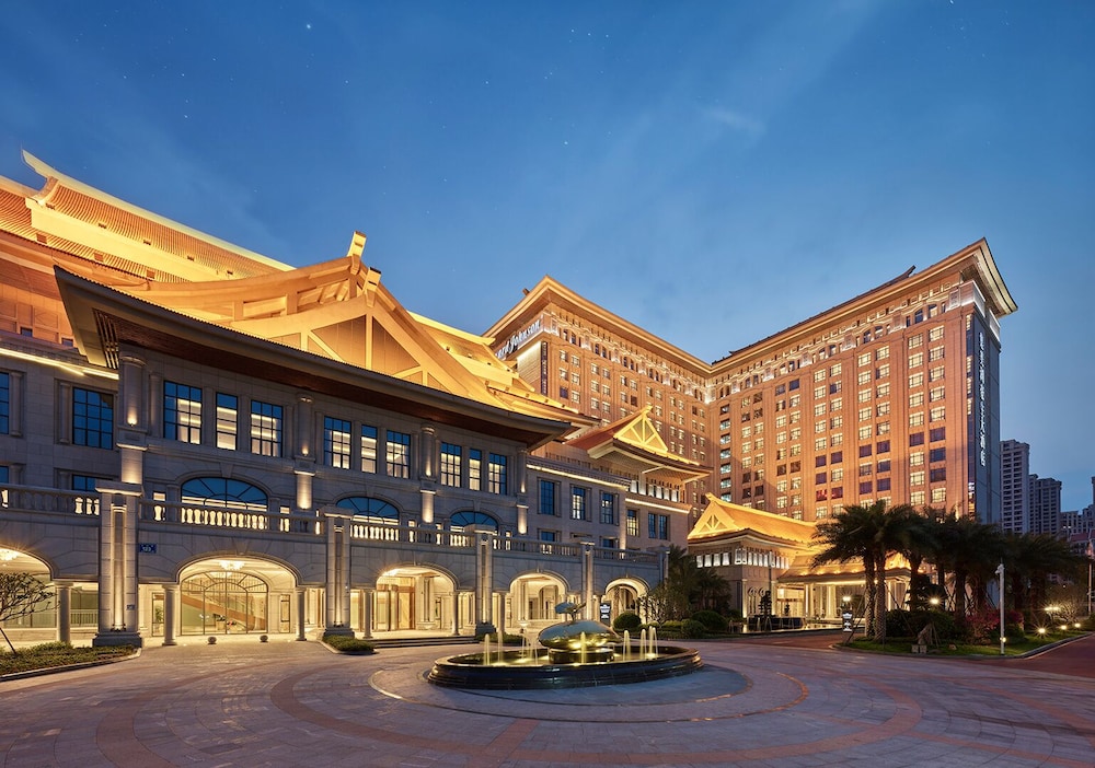 Howard Johnson by Wyndham Jimei Lake Plaza Xiamen 45/51