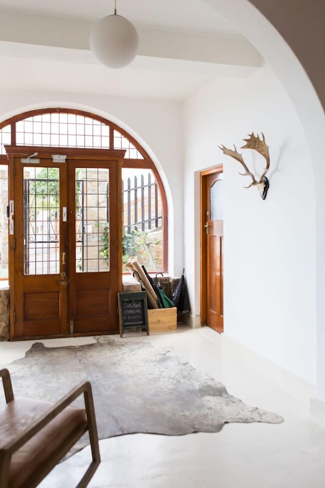 Chartfield Guesthouse 25/50
