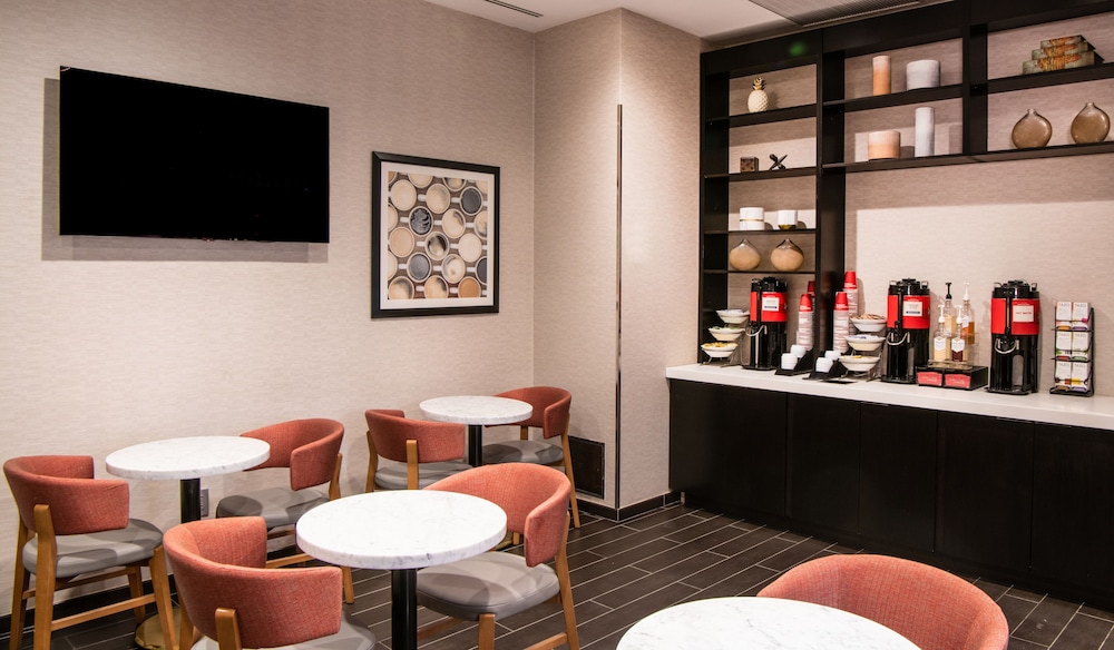 HYATT PLACE NEW YORK MIDTOWN SOUTH 49/64