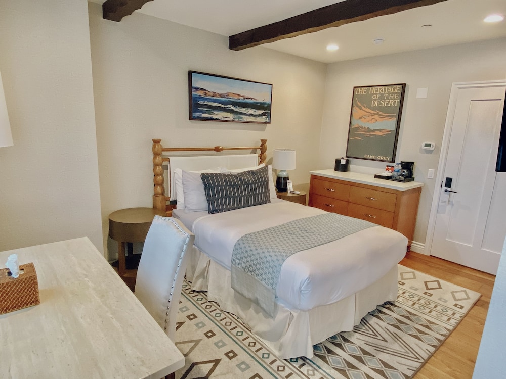 Single, Double Bed, Ocean View