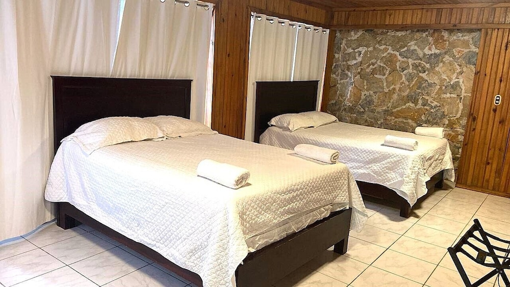 Rock, House, 2 Queen Beds, Sofa