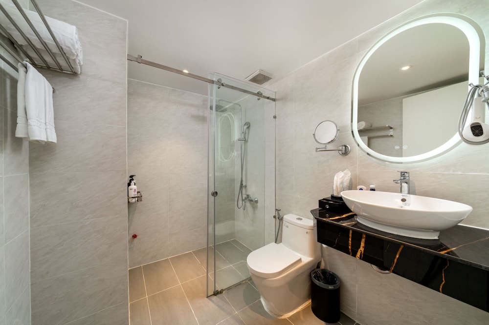 A25 Hotel - 35 Mac Thi Buoi 59/63