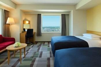 Room, Twin Beds, Sofa, High Floor, Corner, Smoking