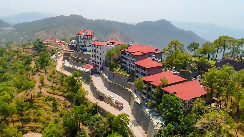 Fortune Select Forest Hill Kasauli 28/30