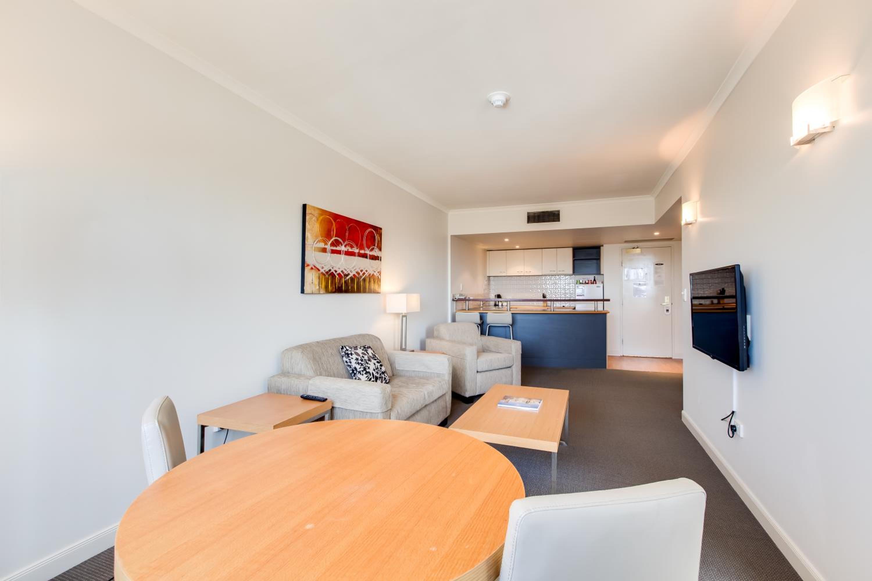 غرفة تنفيذية بسرير كينج بغرفة نوم واحدة، CENTRAL COSMO APARTMENTS 6/10