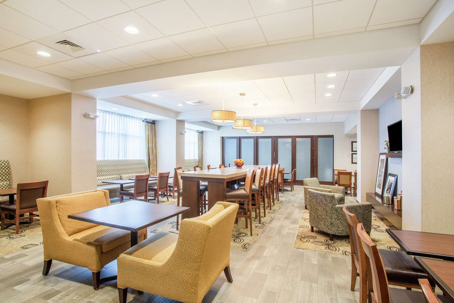 Hampton Inn Philadelphia/Voorhees 26/40
