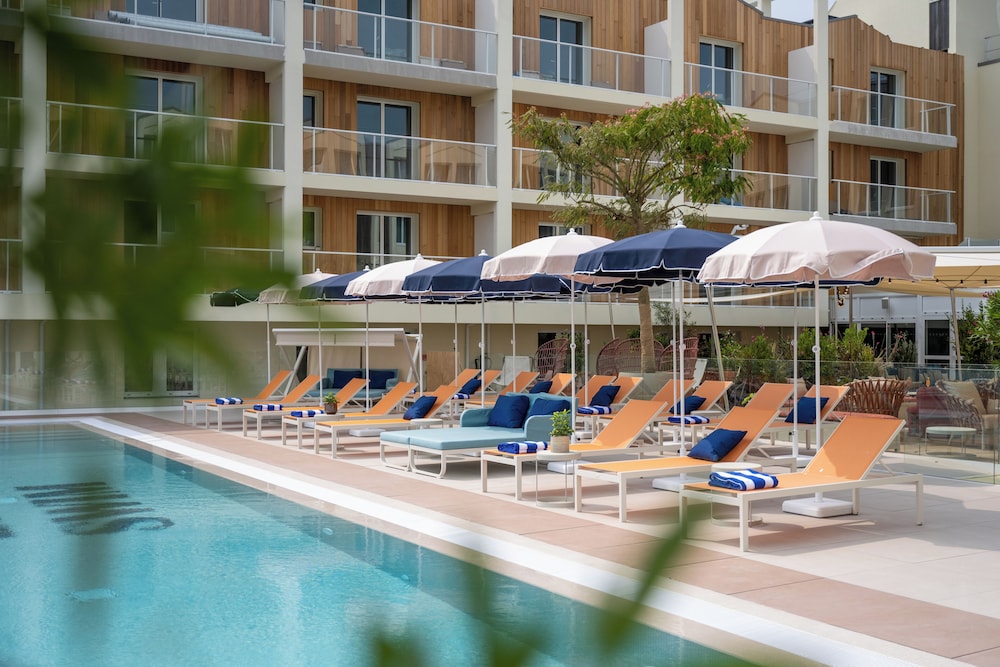 Mercure La Rochelle Vieux Port Sud 65/69