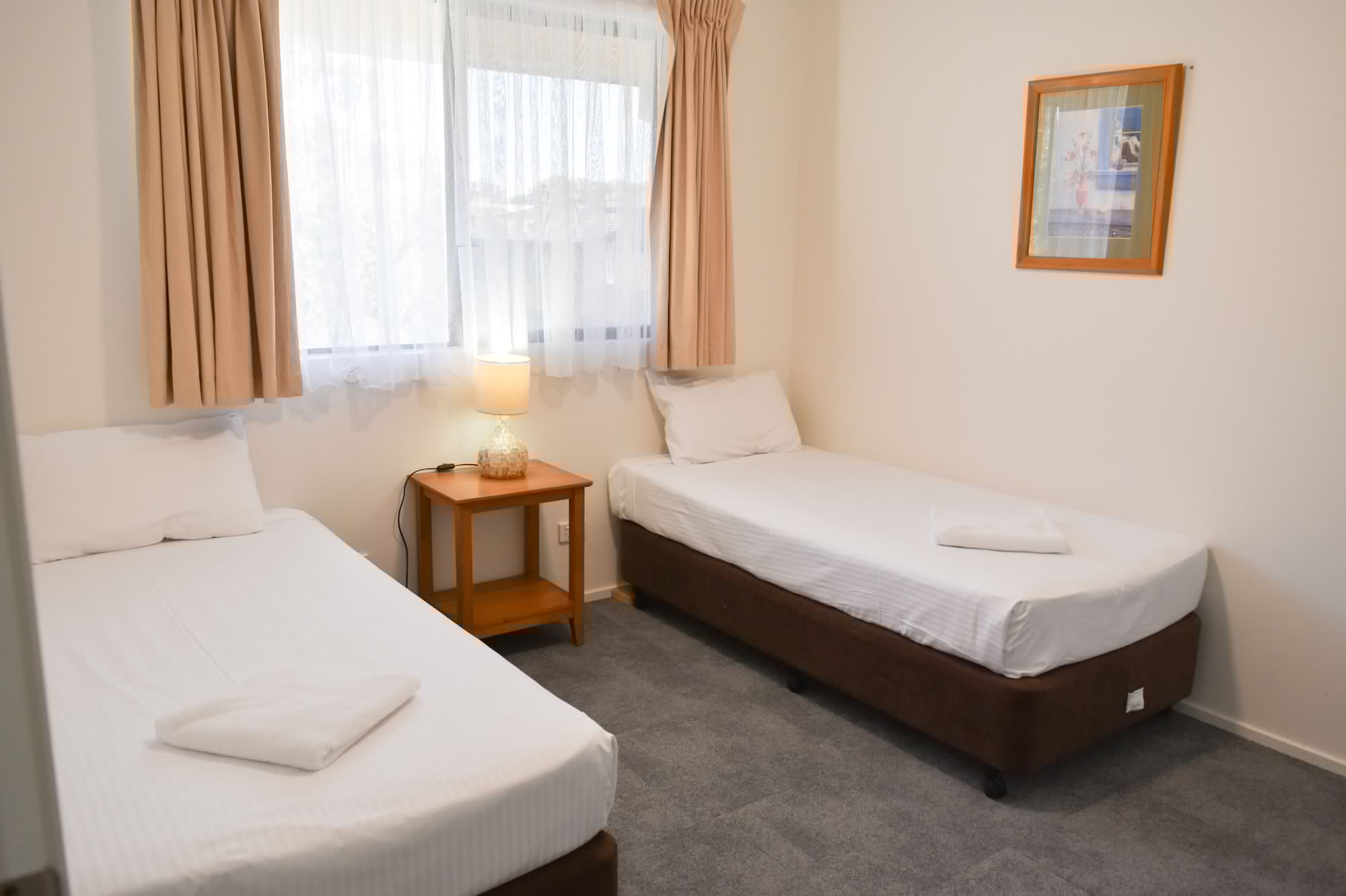 3 Bedrooms, Family, Apartment, 1 Queen and 4 Single Beds