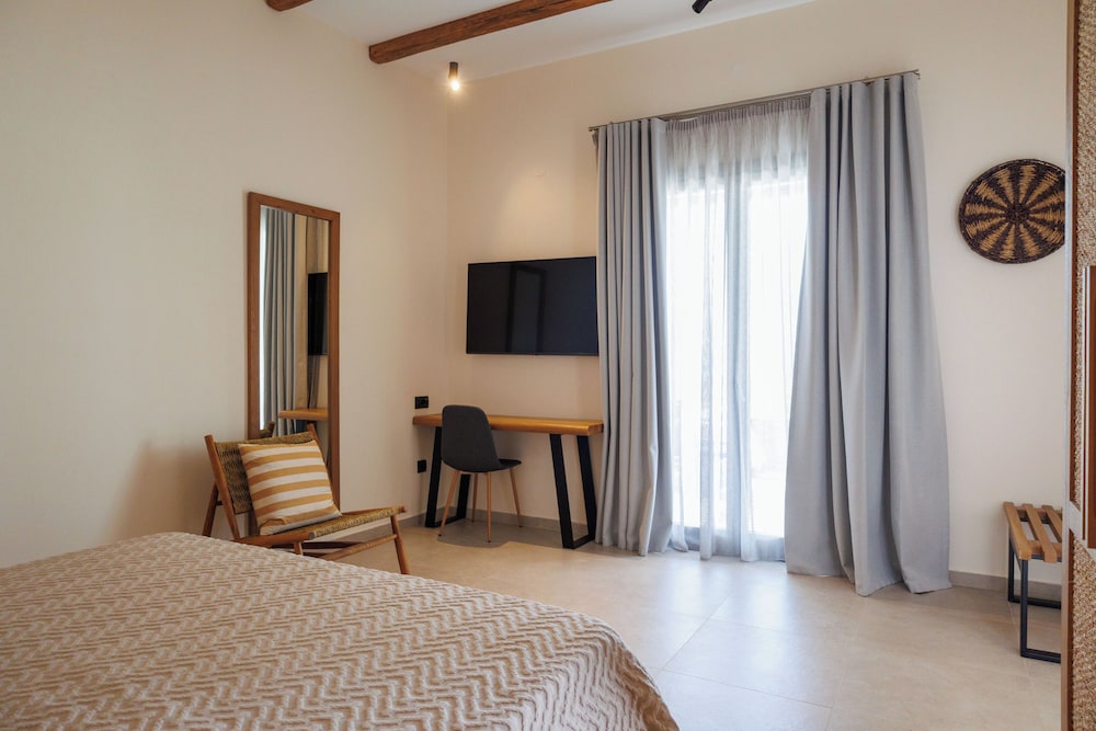 Kouros Blanc Paros 16/56