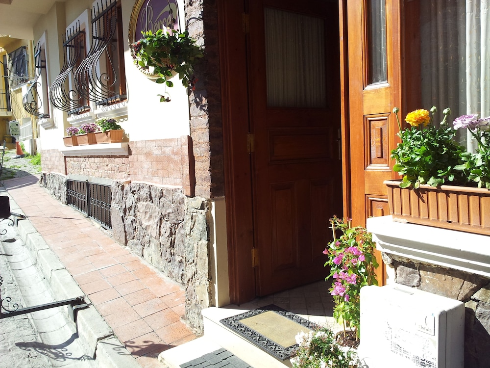 Berce Hotel 5/61