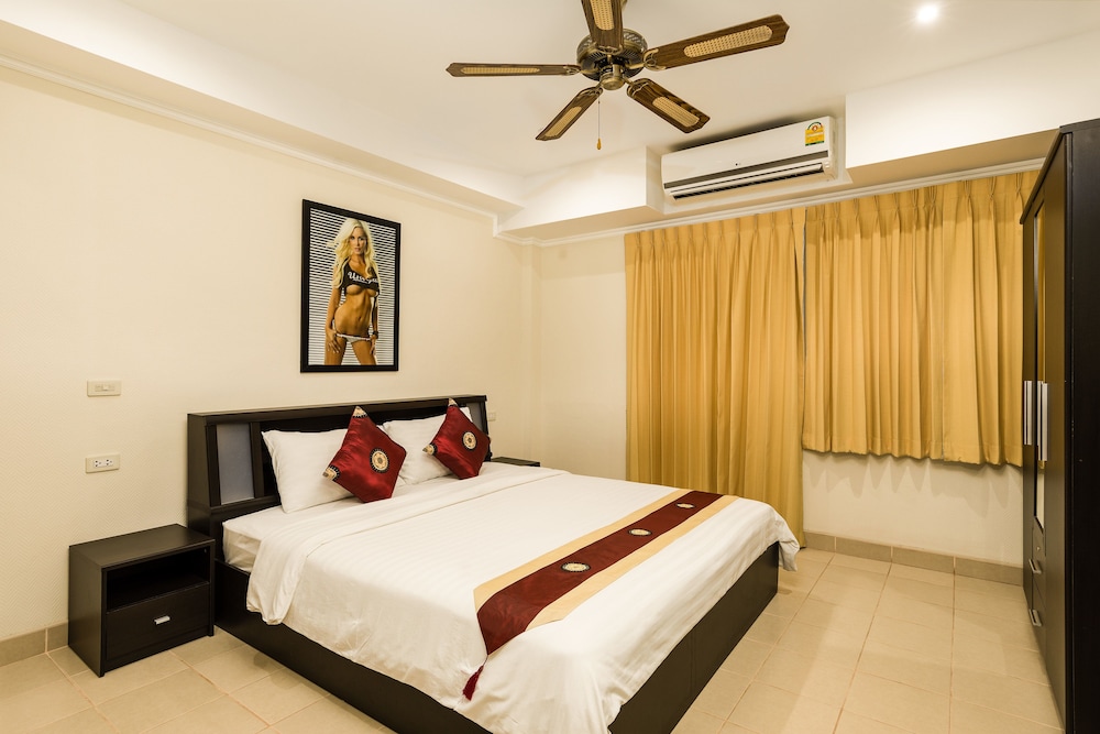 The Class Rooms Hotel 11/54