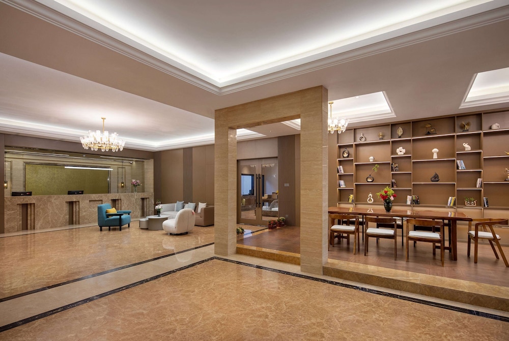 Days Inn by Wyndham Nanjing Lishui 24/35