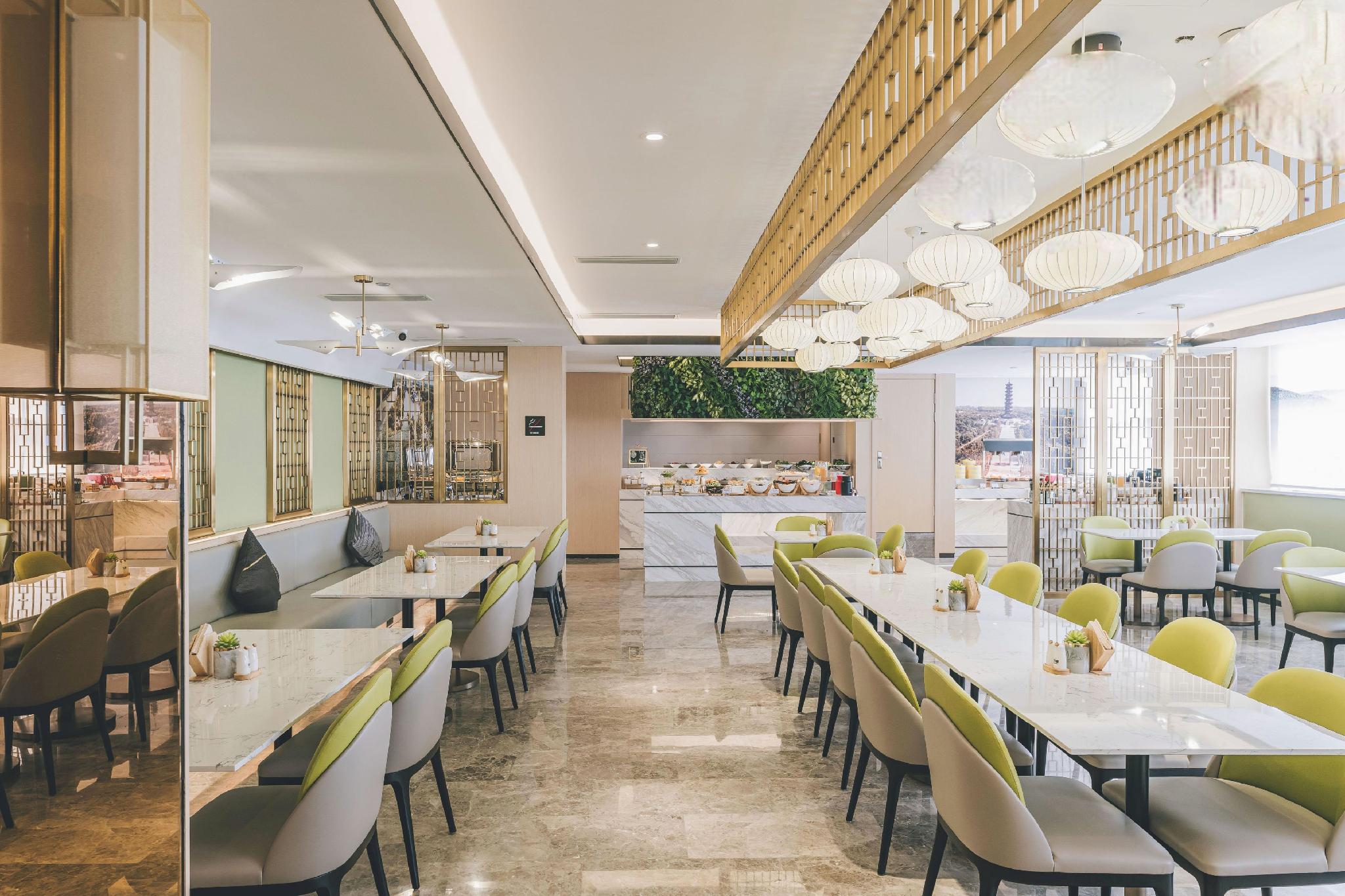 Atour Hotel (Suqian Municipal Government) 27/38