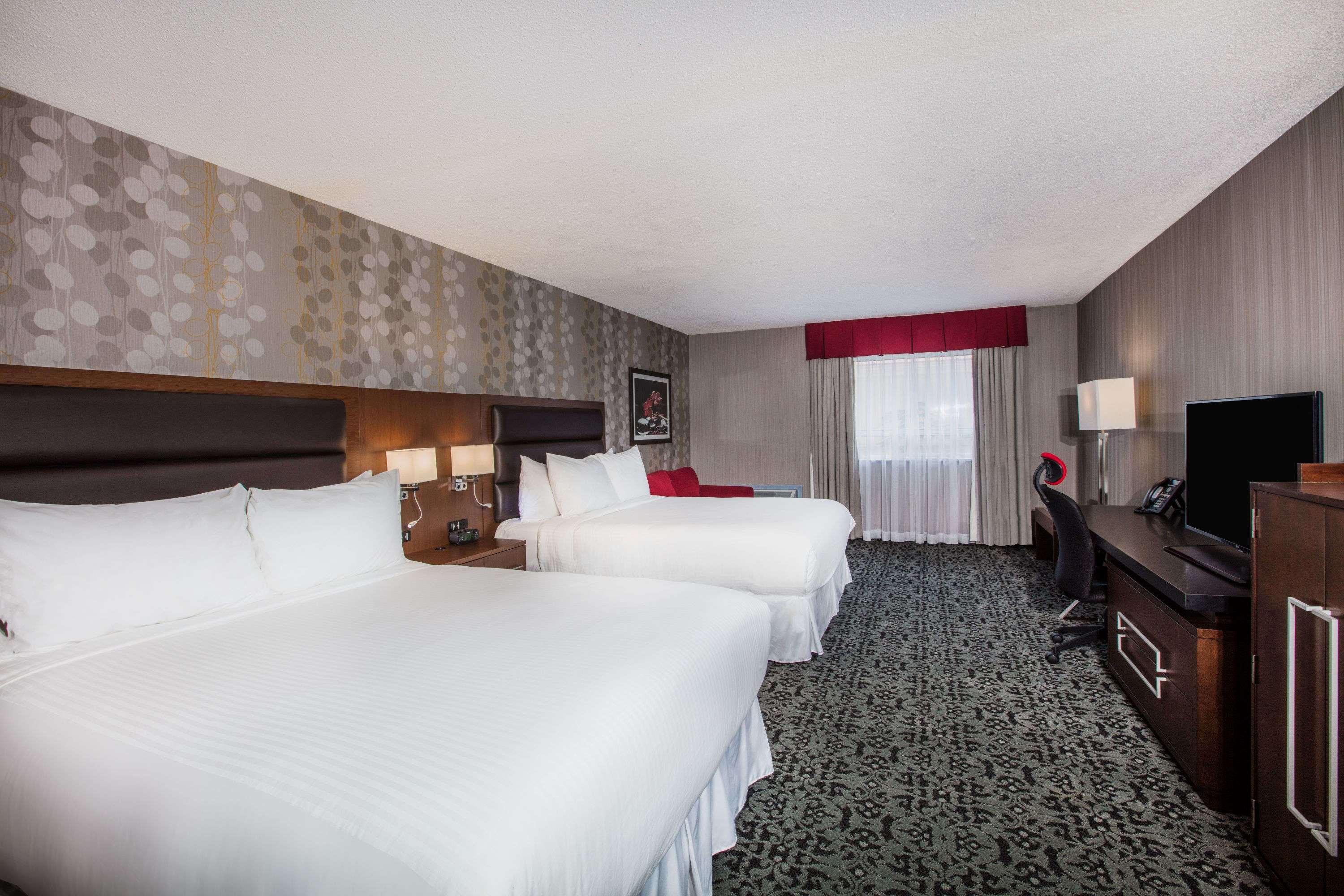 1 Bedroom, Suite, 2 Queen Beds, Lake Side