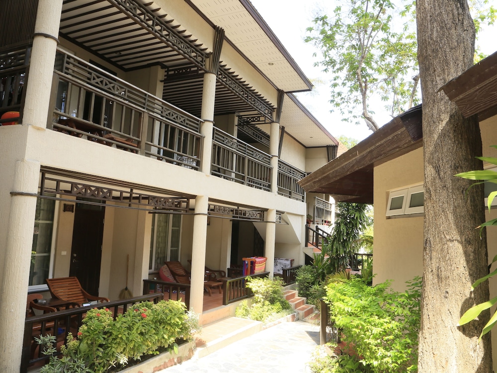 SAMED VILLA RESORT 7/74