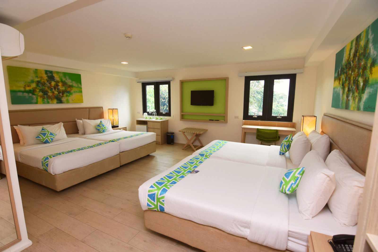 Semi Room, Deluxe, Family, 4 Semi Double Beds