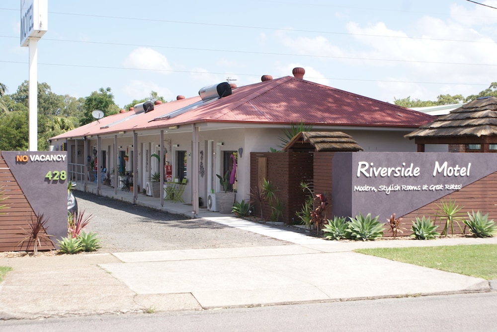 RIVERSIDE MOTEL 5/35