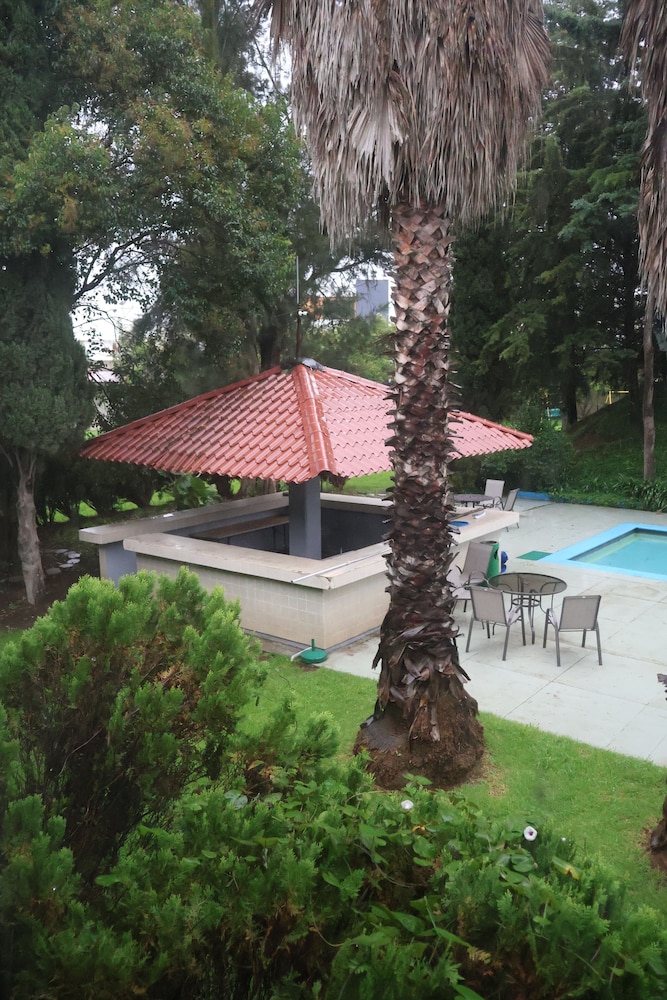 Hotel La Joya 58/62