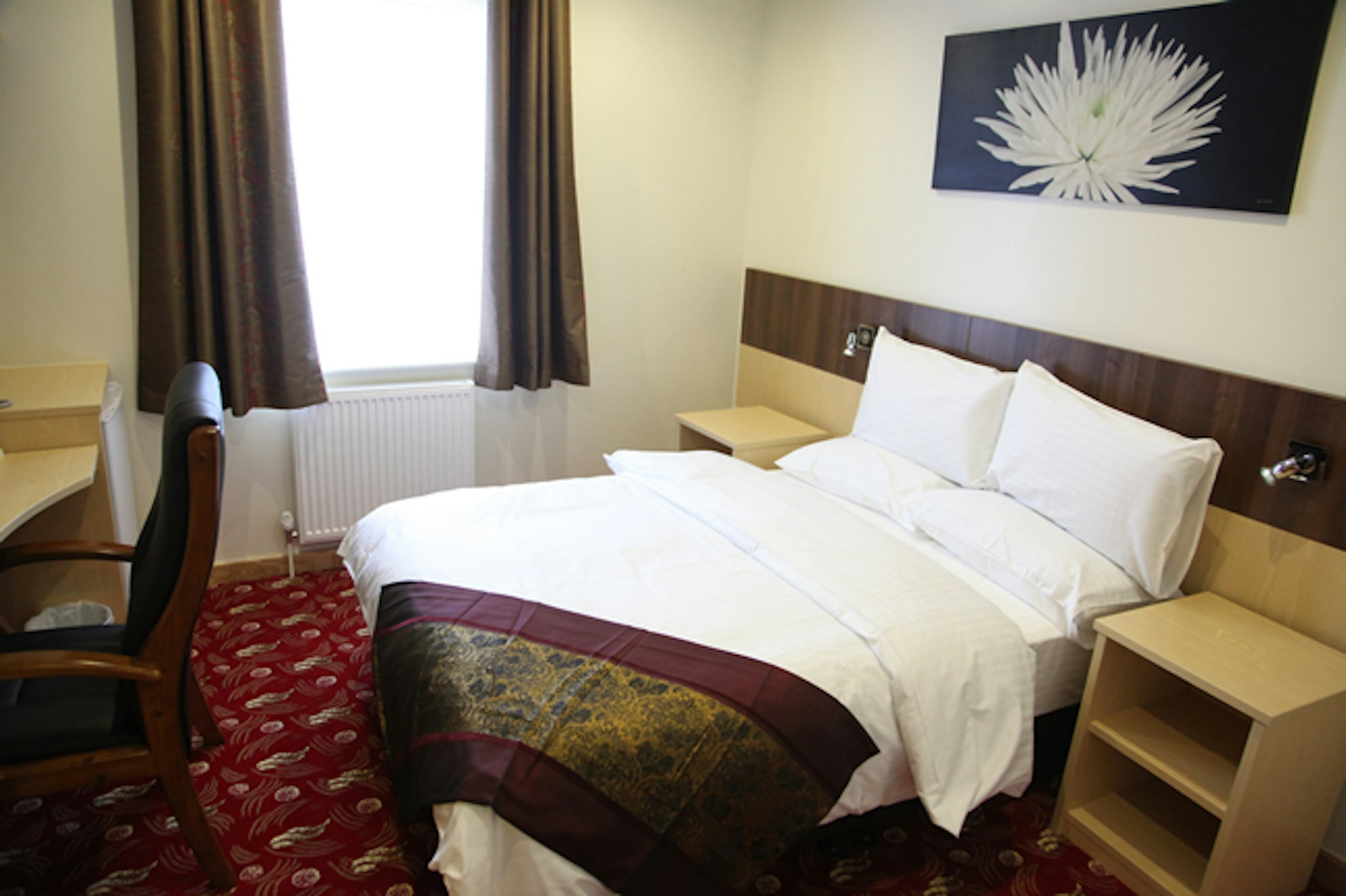 The Cambridge Hotel 19/40